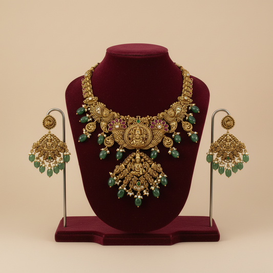 Golden Aarohi Necklace Set