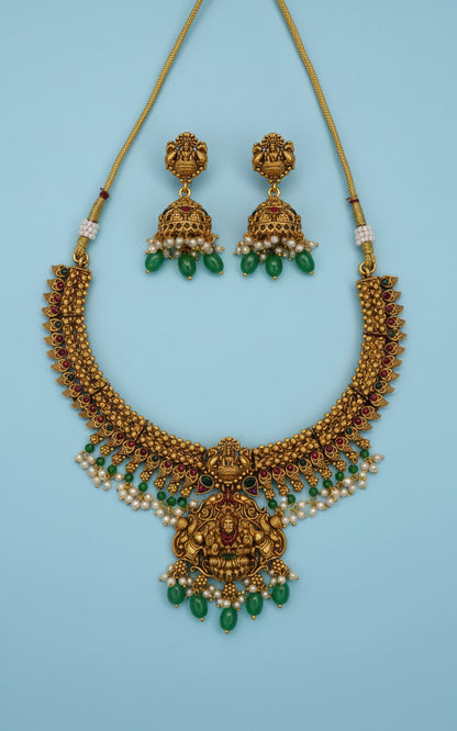 Golden Liya Temple Jewelry Set