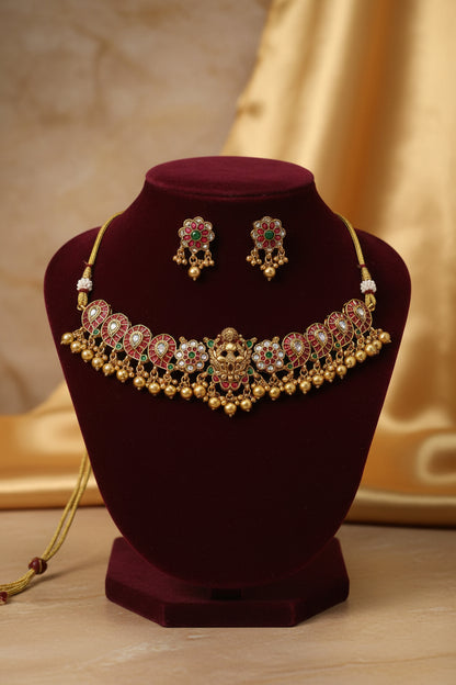 Golden Vaanya Jadau Choker set