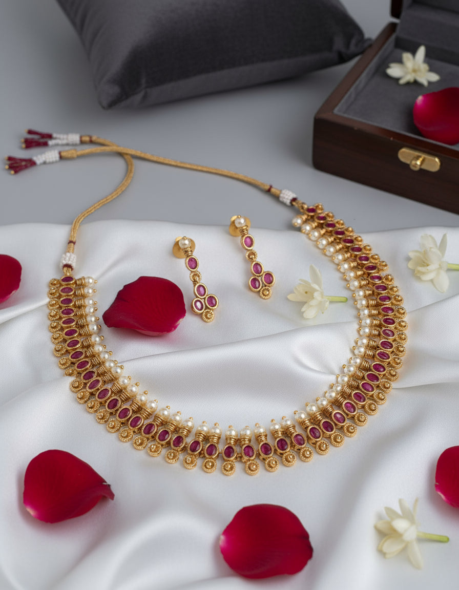 Magenta Saanvi Necklace Set