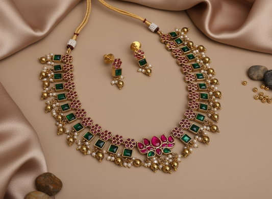 Green Aarya Necklace Set